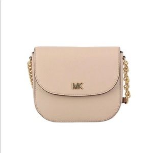 BRAND NEW  MICHAEL KORS crossbody!!!!!